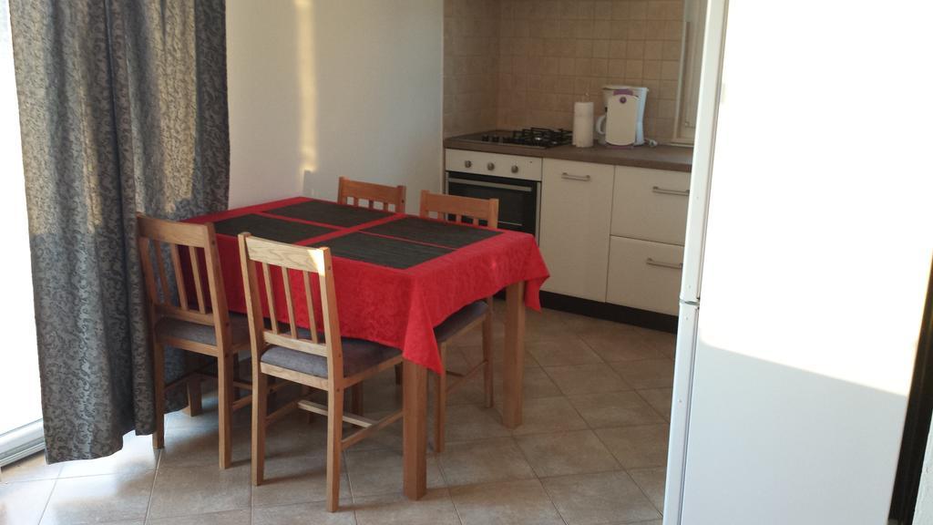 Apartment Sevid Cameră foto