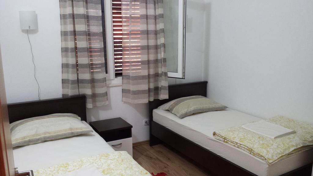 Apartment Sevid Cameră foto